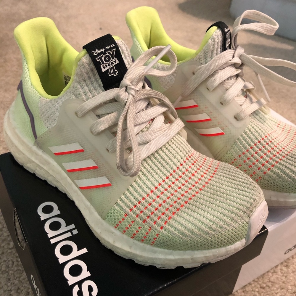 BUZZ LIGHTYEAR TOY STORY 4 ADIDAS